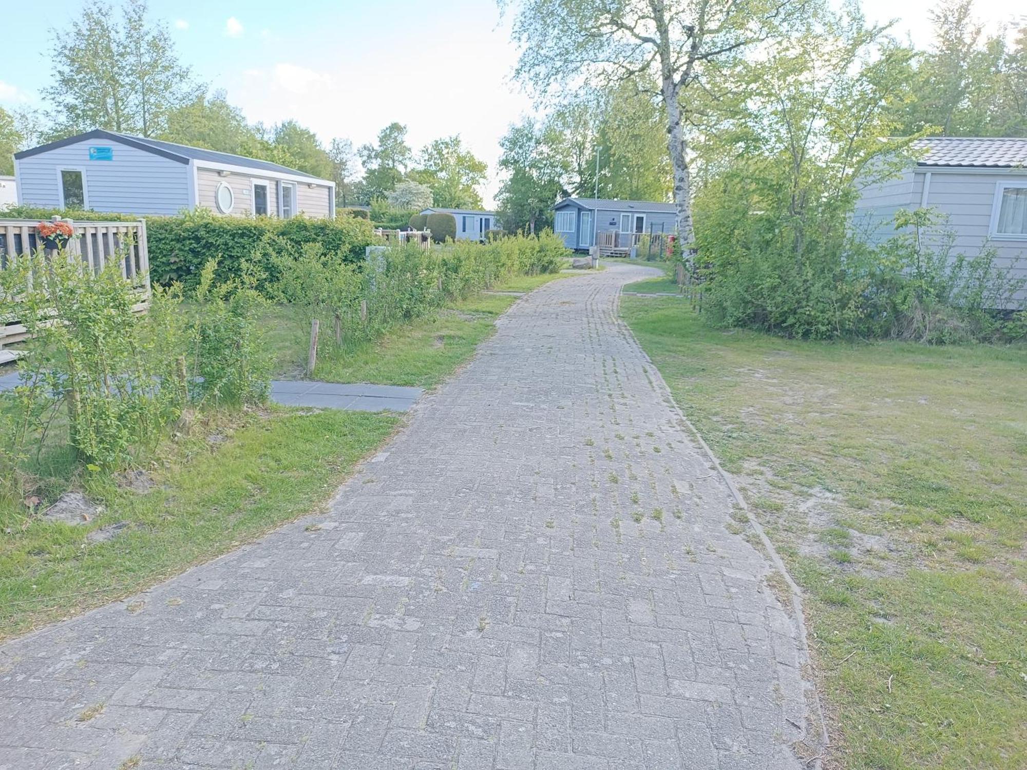 Bj Chalets: Cozy Family-Friendly Chalet at Lauwersoog Holiday Park Exterior photo